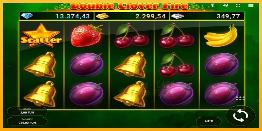 Double Clover Fire macchina da gioco per soldi, immagine 2