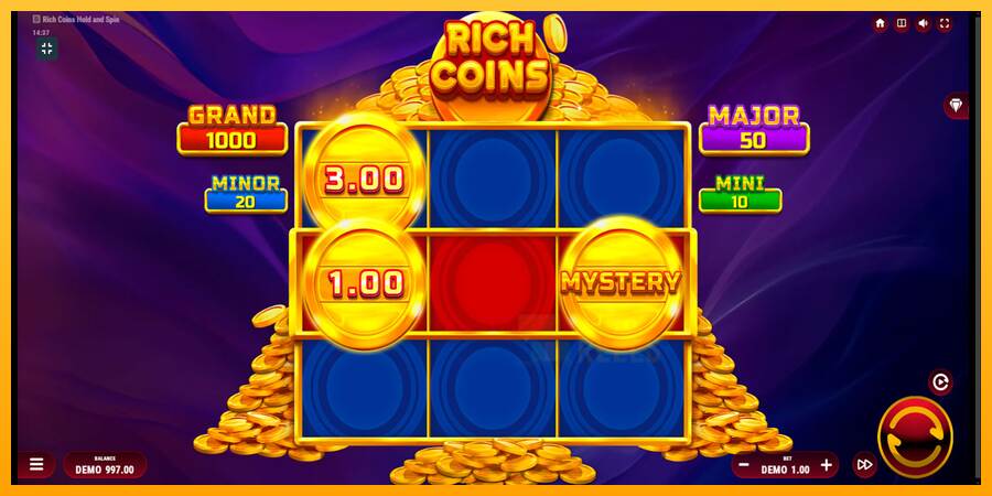 Rich Coins Hold and Spin macchina da gioco per soldi, immagine 2