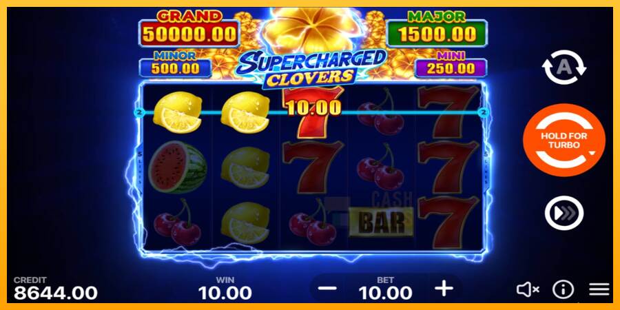 Supercharged Clovers: Hold and Win macchina da gioco per soldi, immagine 3